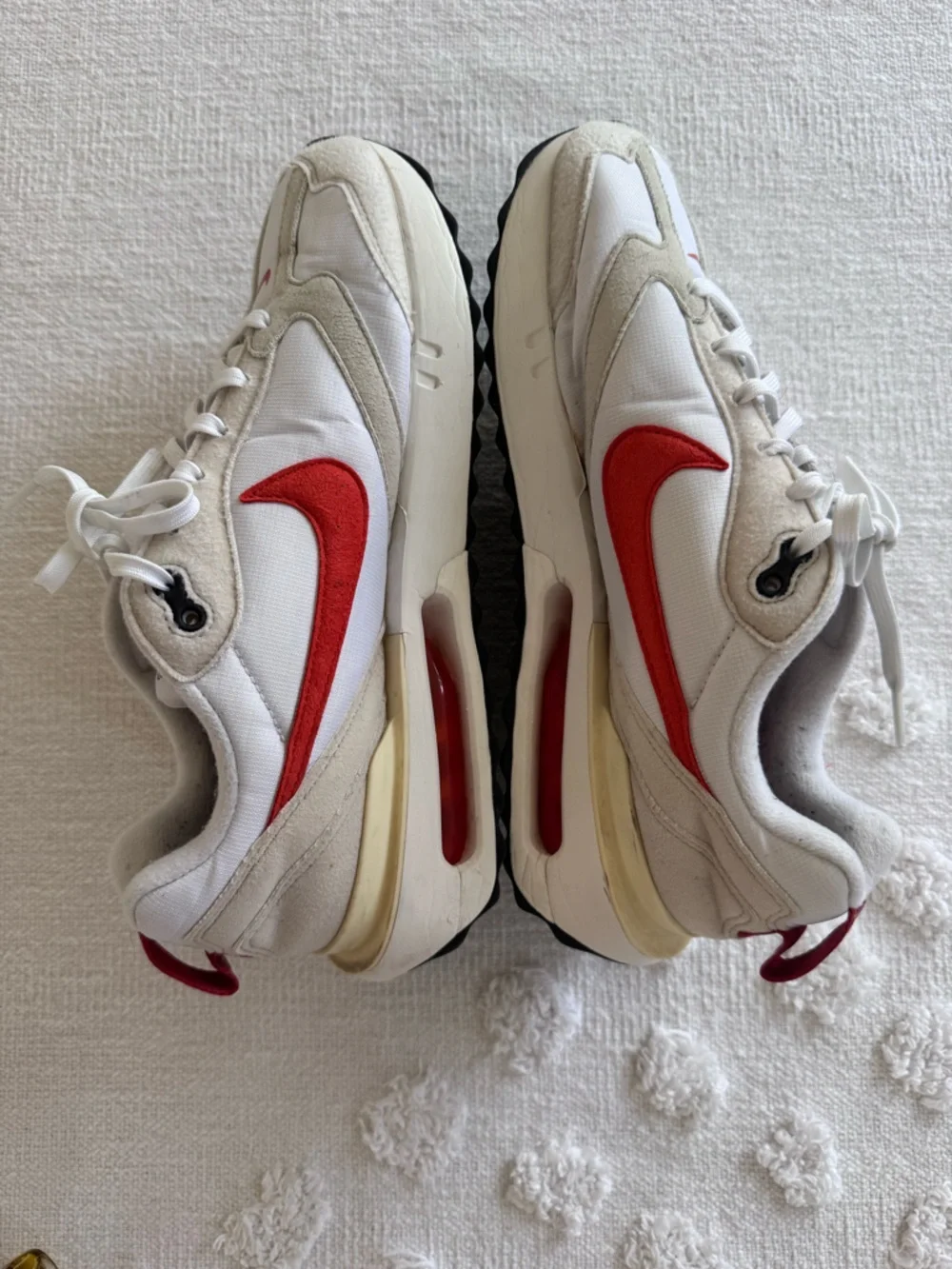 Nike Women's Air Max Dawn Casual Sneakers SZ 9 OB1